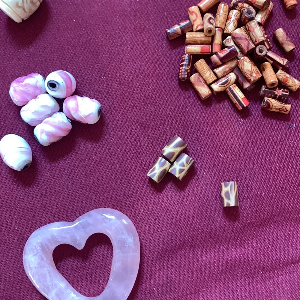 Miscellaneous Jewelry Making Beads - Picture 3 of 4